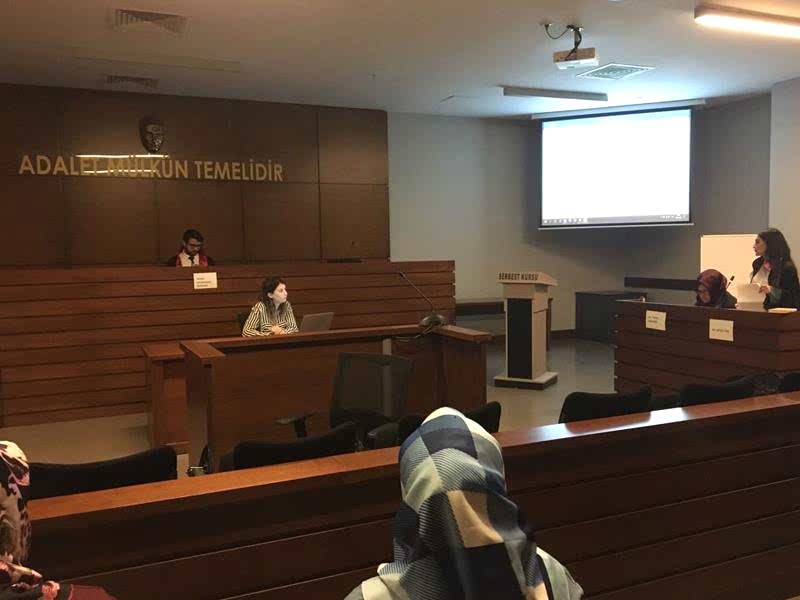 Boşanma Davası Devam Ederken İşten Ayrılma Hükmedilecek Nafaka ve Tazminatı Etkiler Mi?